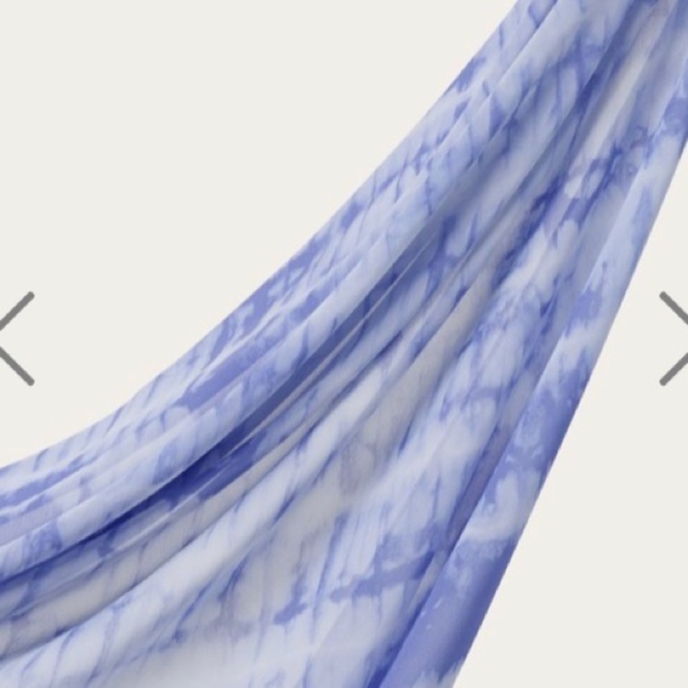 Haute Hijab square chiffon print